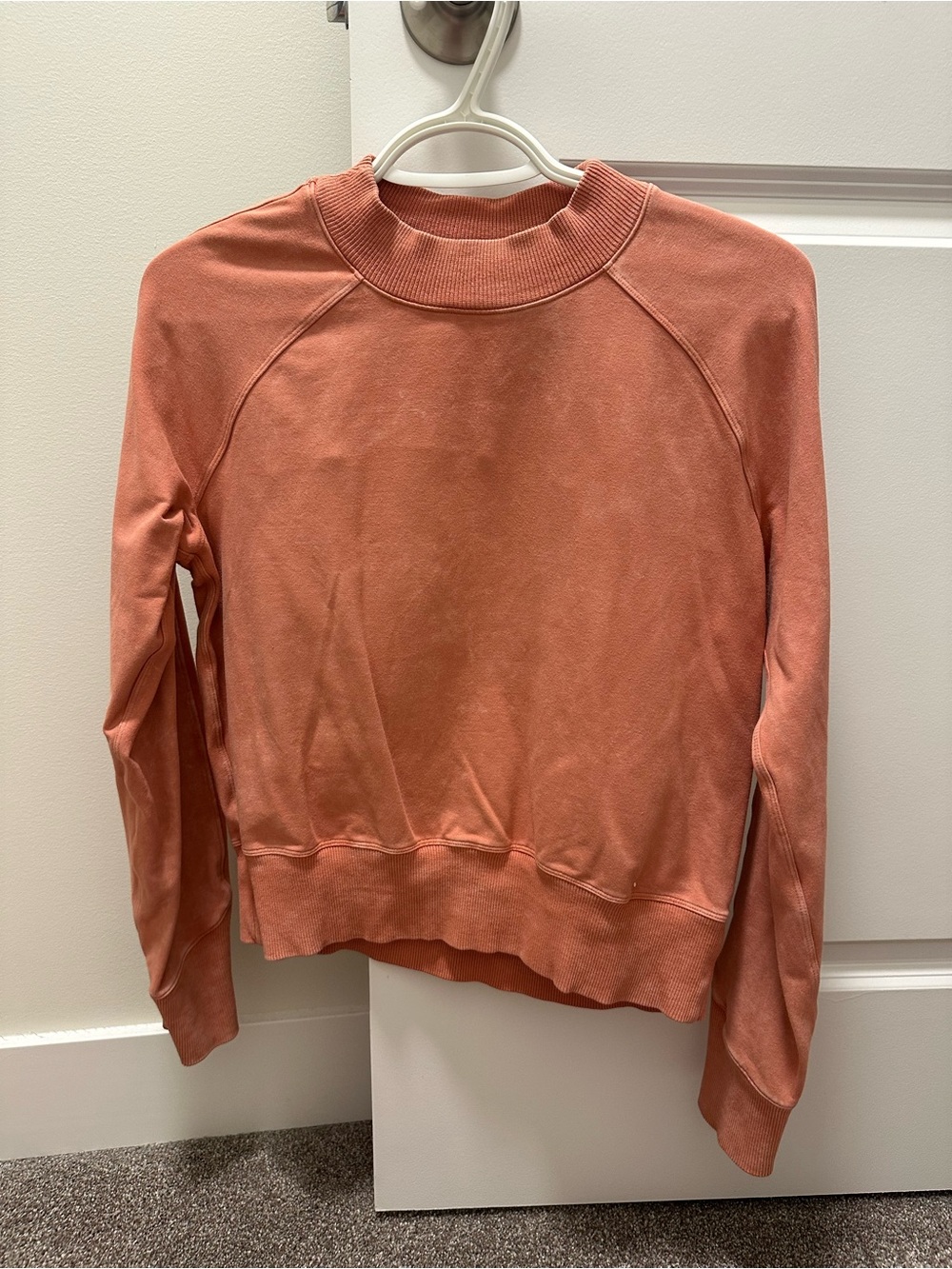 lululemon athletica Coral Crewneck Sweatshirt size 4